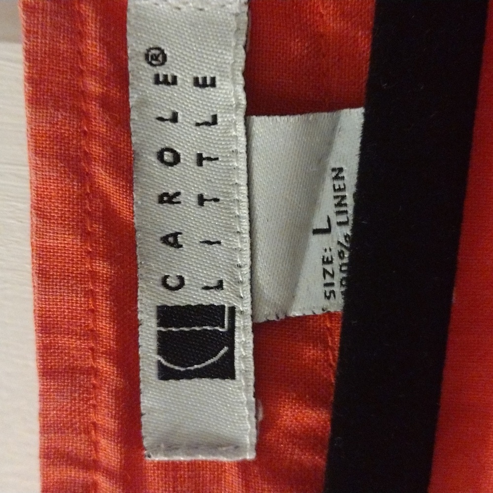 Carole Little large redish blouse. Slightly faded - Picture 3 of 3
